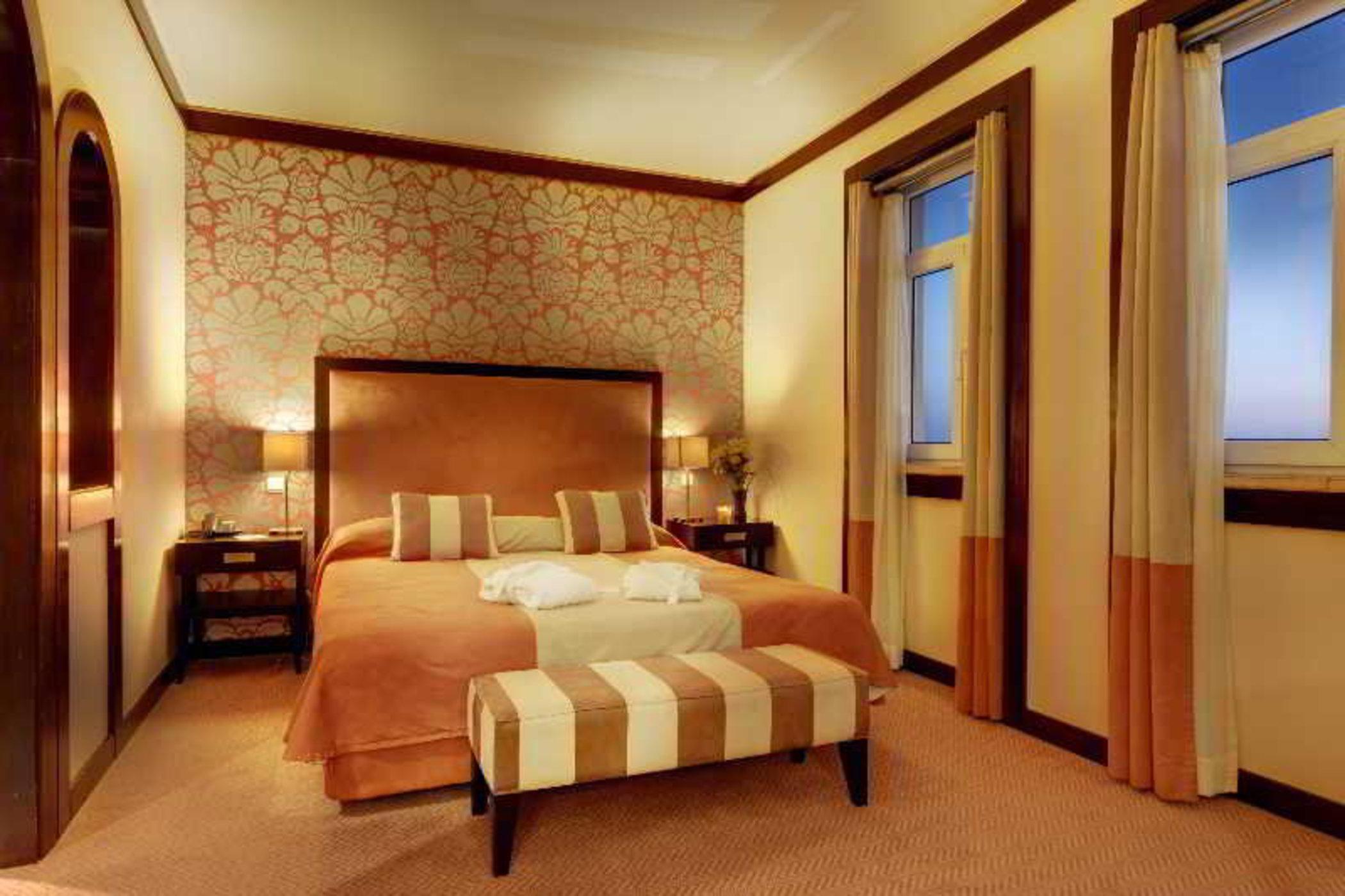 Hotel Inglaterra - Charme & Boutique 에수투릴 외부 사진